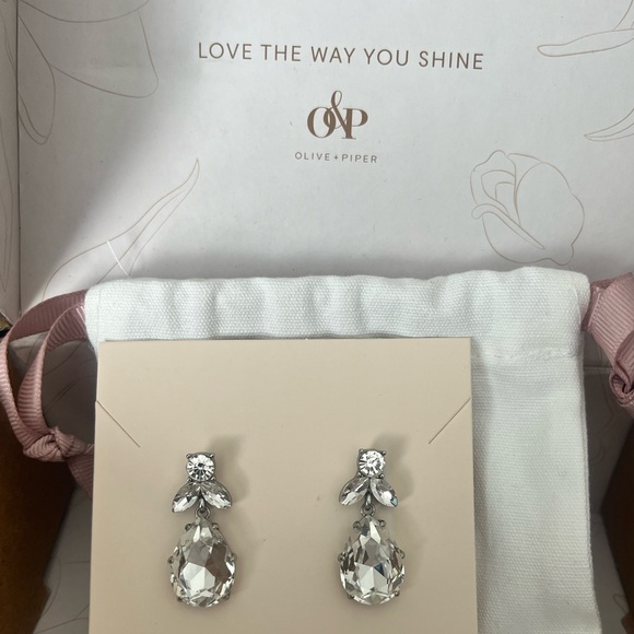 Olive + Piper Earrings - Picture 2 of 4